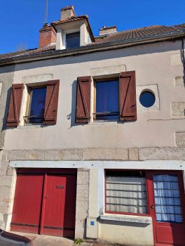 EN EXCLUSIVITE, Maison rénovée sur 4 niveaux avec terrasse à Clamecy photo 11