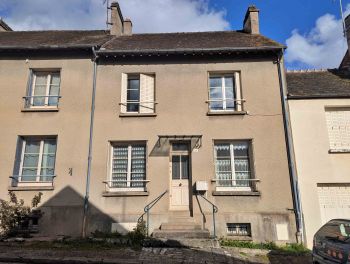 Maison 5 pièces avec cour et jardin, à rafraîchir à COULANGES SUR YONNE photo 1