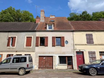 EN EXCLUSIVITE, Maison rénovée sur 4 niveaux avec terrasse à Clamecy photo 9
