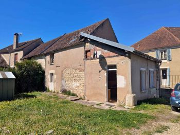 Maison 3 pièces à rénover avec petit jardin à Bazarnes photo 1