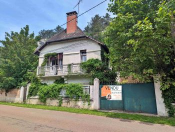 VENDU EN EXCLUVISITE, Belle maison au pied des Rochers du Saussois et face au canal du Nivernais à MERRY SUR YONNE